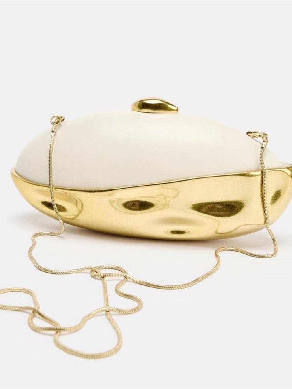 🔥🔥Zara White and Gold Clutch Bag with Chain